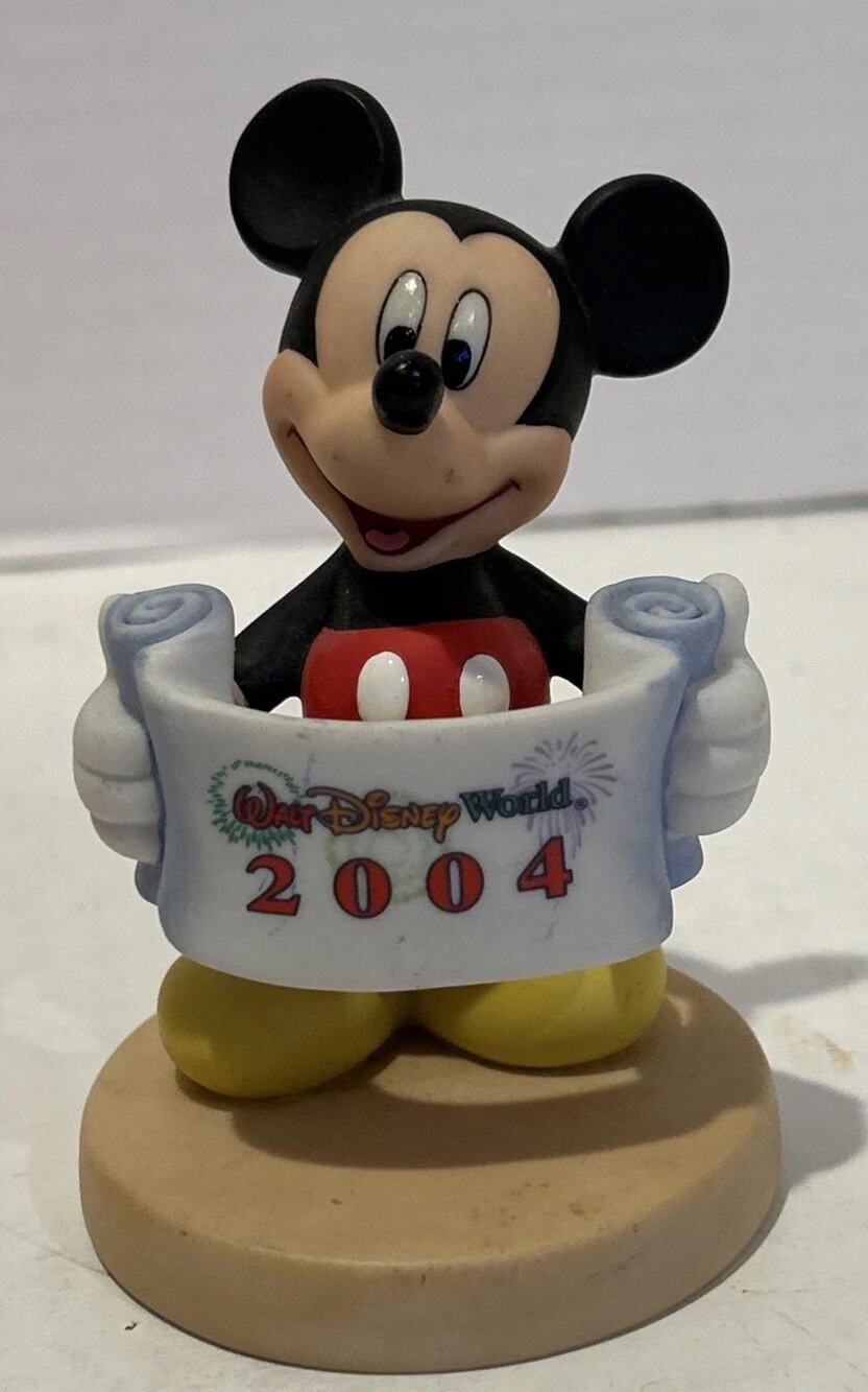 WALT DISNEY WORLD 2004 MICKEY MOUSE 2004 CERAMIC FIGURE